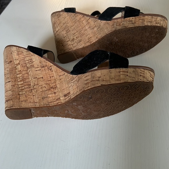 Michael Kors suede wedges - Picture 4 of 6
